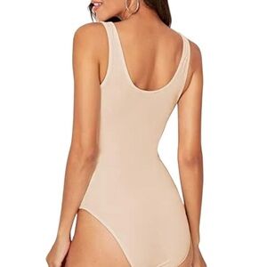 Bellelovin Bodysuit Womens Size Large Tank Top Square Neck Nude Beige Snap